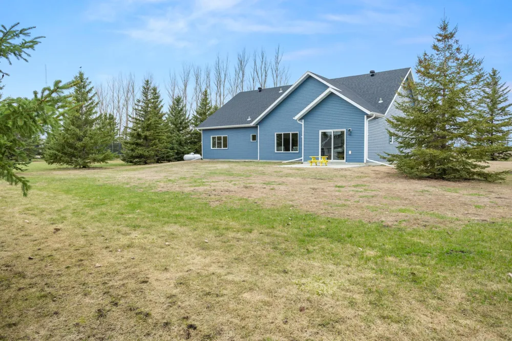 209 Woodcrest Drive Breckenridge, MN 56520
