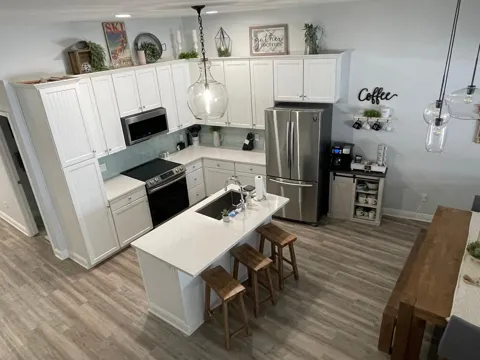 1702 Lakeshore Drive #2