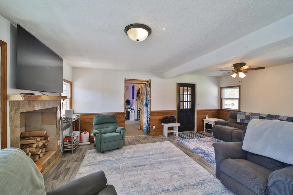 27125 132nd Street Staples, MN 56479