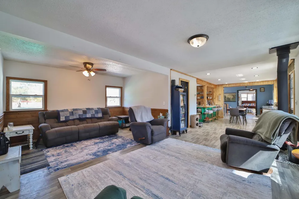 27125 132nd Street Staples, MN 56479