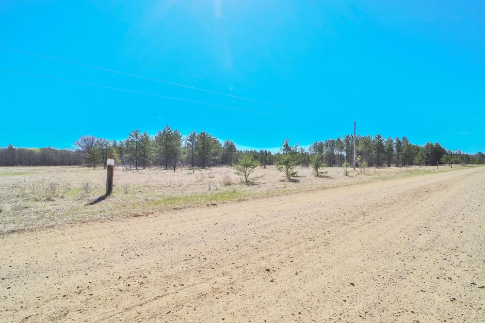 27125 132nd Street Staples, MN 56479