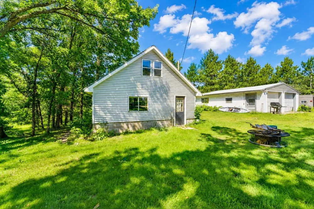 27125 132nd Street Staples, MN 56479
