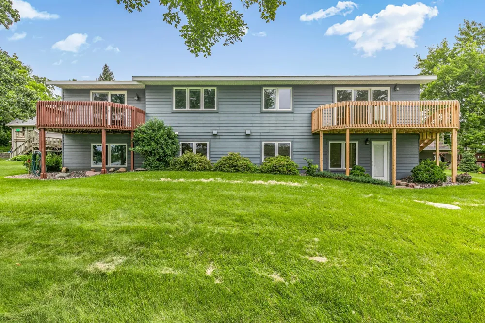 7601 93rd Avenue NE Spicer, MN 56288
