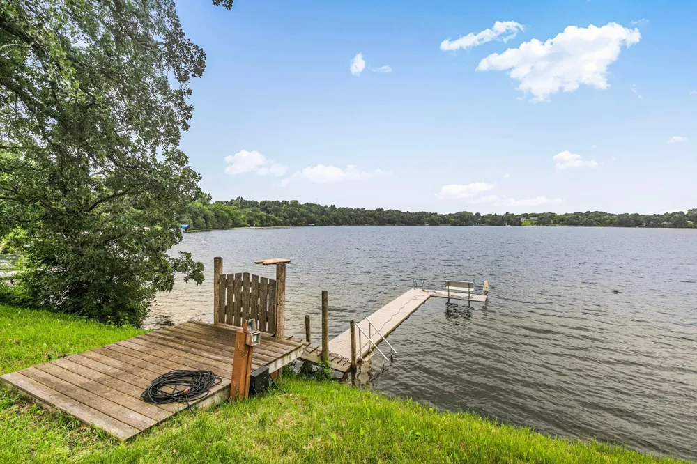 7601 93rd Avenue NE Spicer, MN 56288
