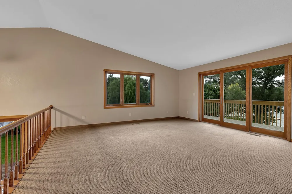7601 93rd Avenue NE Spicer, MN 56288