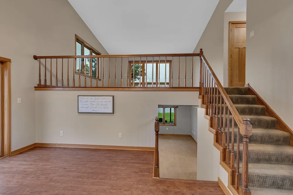 7601 93rd Avenue NE Spicer, MN 56288