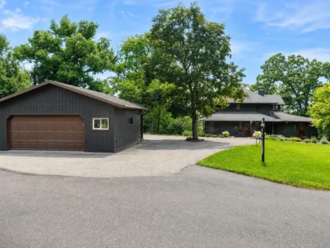 15 2nd Avenue SW