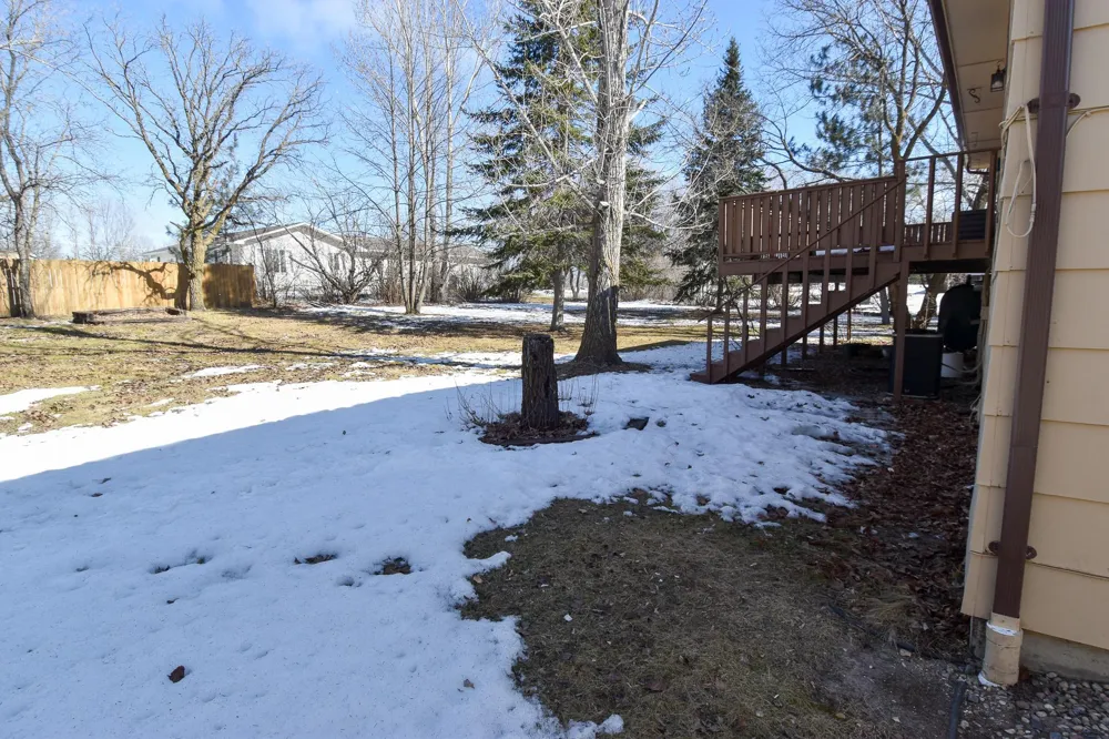 105 Valley View Road Karlstad, MN 56732