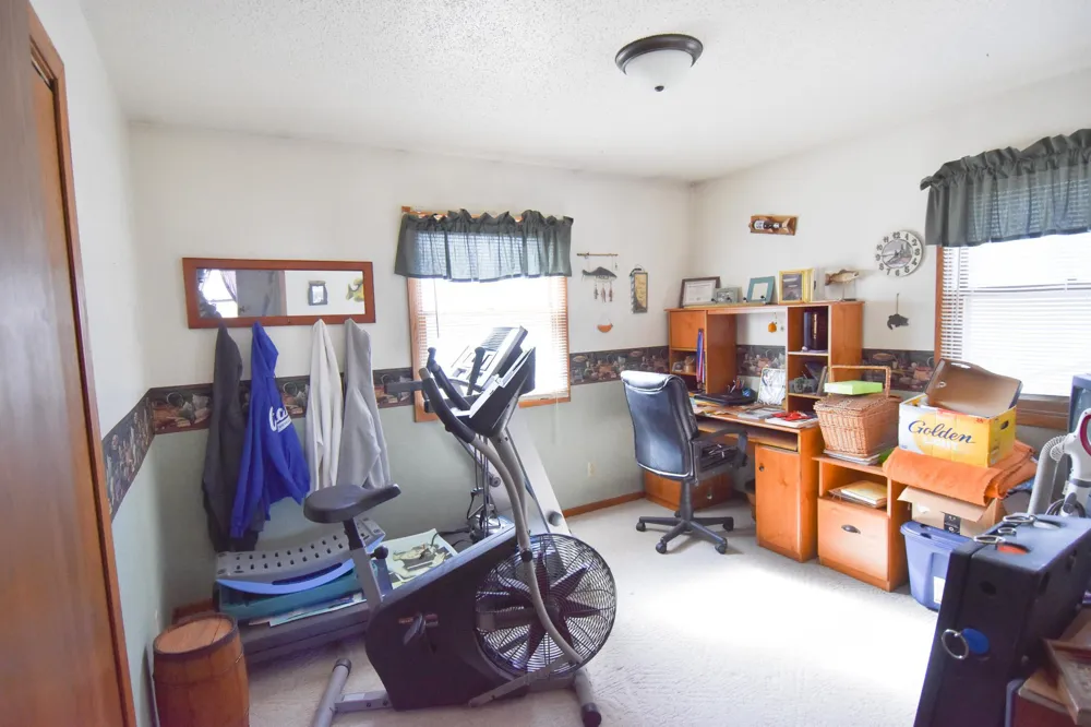 105 Valley View Road Karlstad, MN 56732
