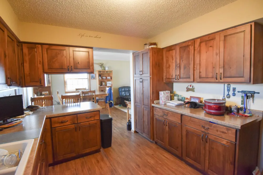 105 Valley View Road Karlstad, MN 56732