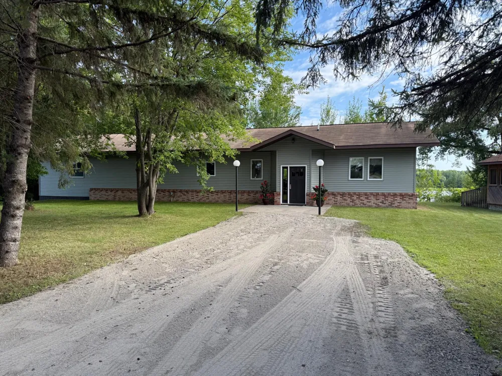 1682 State Highway 11 SE Baudette, MN 56623