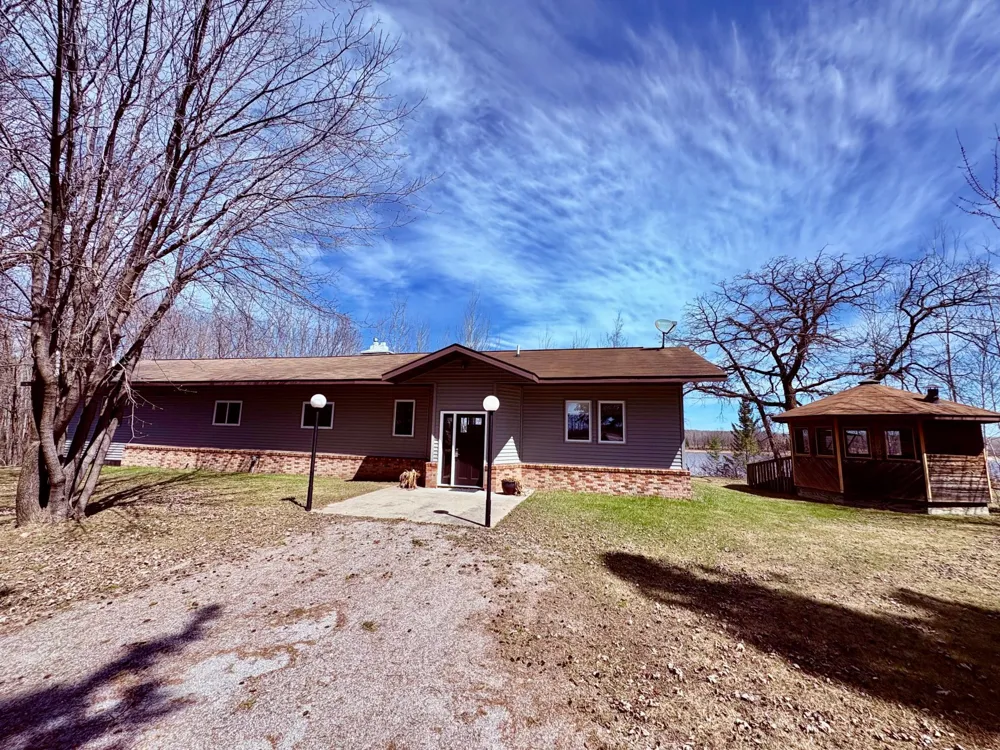 1682 State Highway 11 SE Baudette, MN 56623
