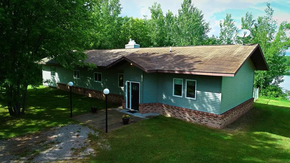1682 State Highway 11 SE Baudette, MN 56623