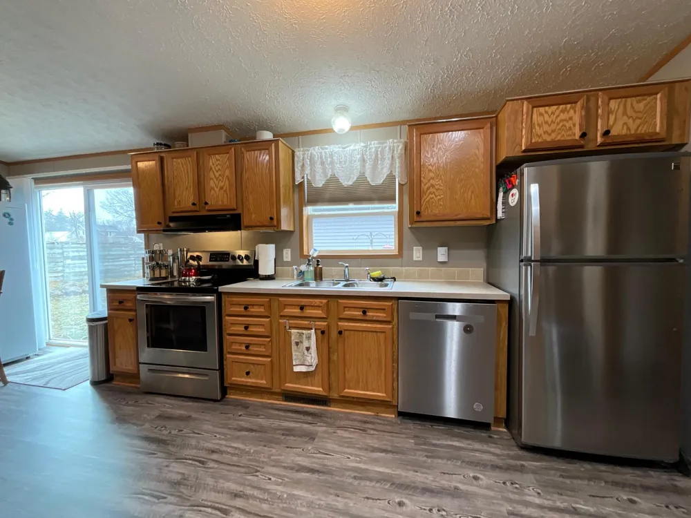 516 S Miller Avenue Litchfield, MN 55355