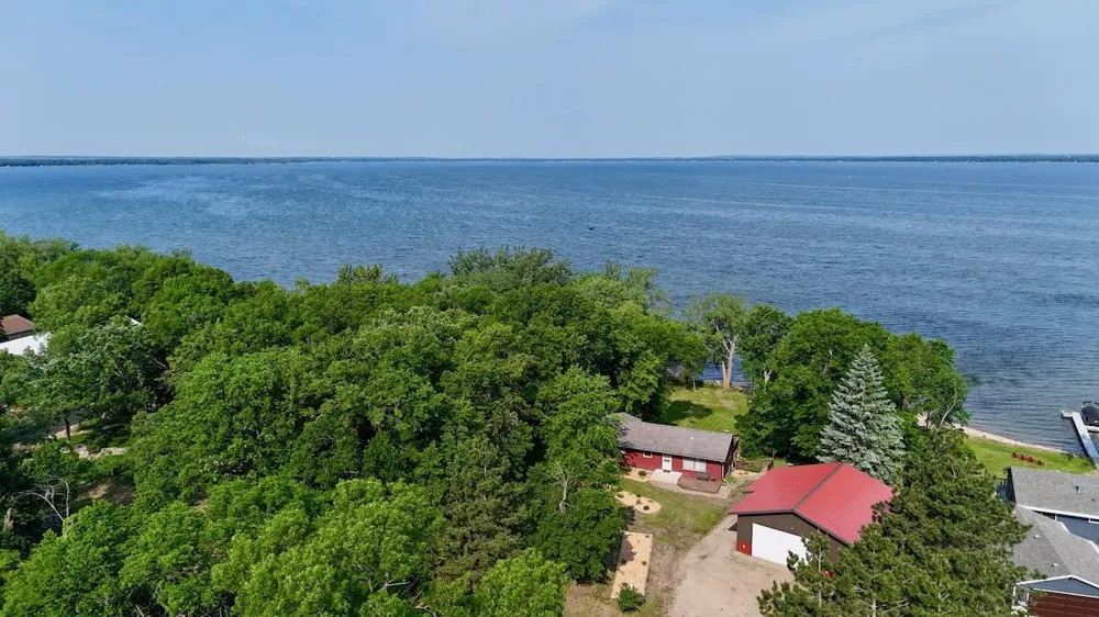 28887 Hi Vista Drive Battle Lake, MN 56515