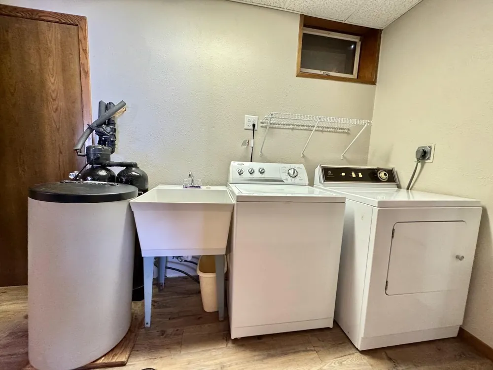 28887 Hi Vista Drive Battle Lake, MN 56515