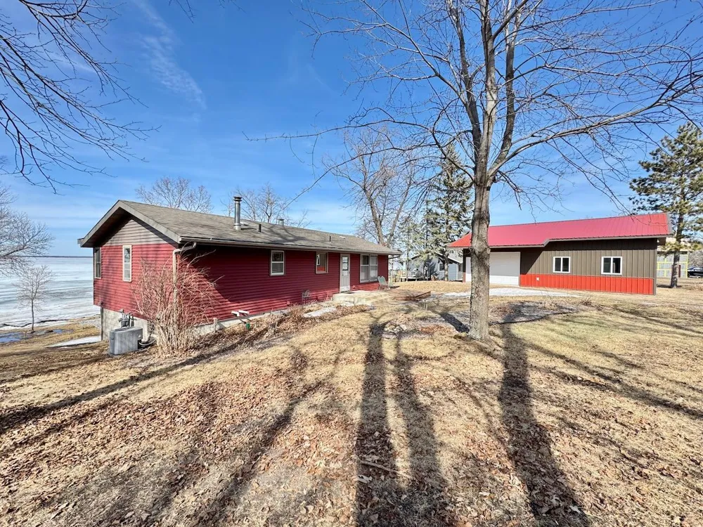 28887 Hi Vista Drive Battle Lake, MN 56515