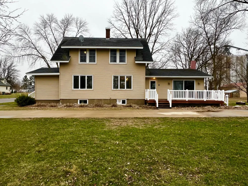 442 4th Street Dawson, MN 56232
