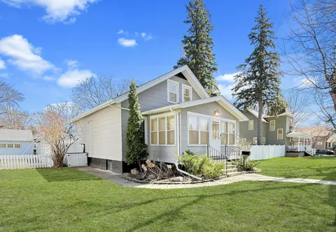206 9th Street