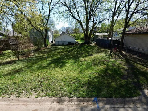 2914 Meadow Lane
