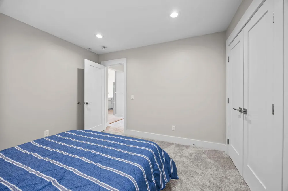 1301 N Lakeshore Dr #202 Lake City, MN 55041