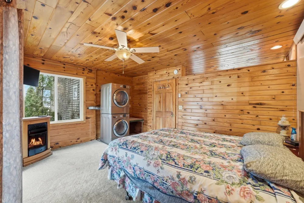 15740 River Lake Drive Menahga, MN 56464