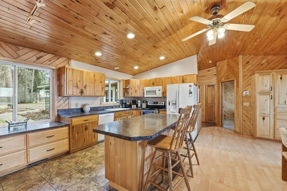 15740 River Lake Drive Menahga, MN 56464
