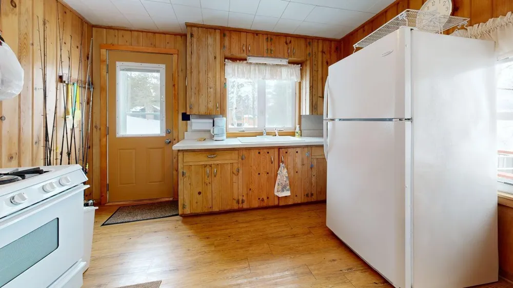 21440 County 18 Nevis, MN 56467