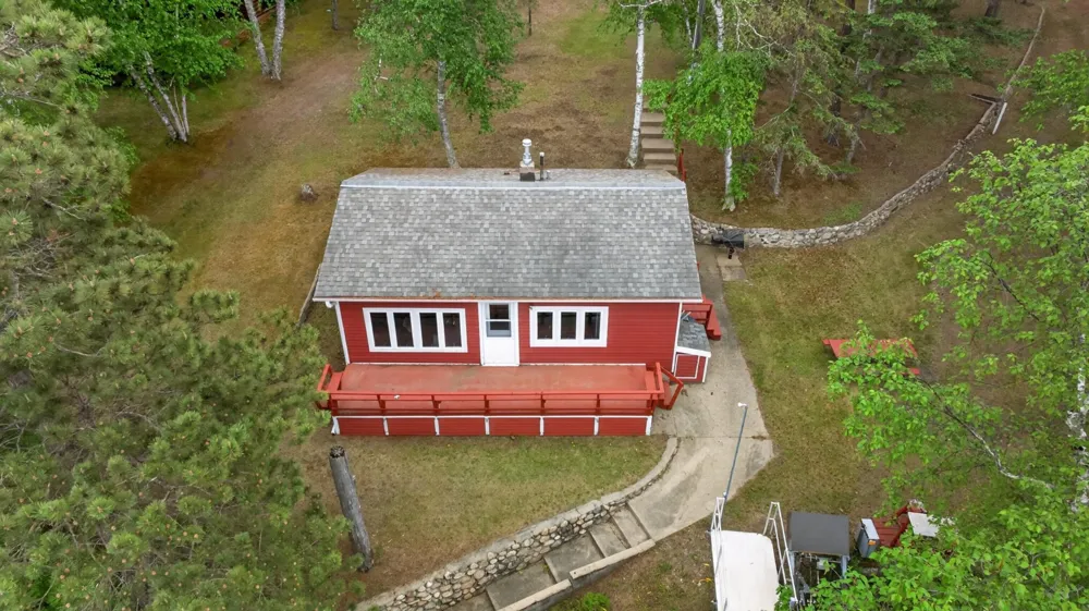 21440 County 18 Nevis, MN 56467