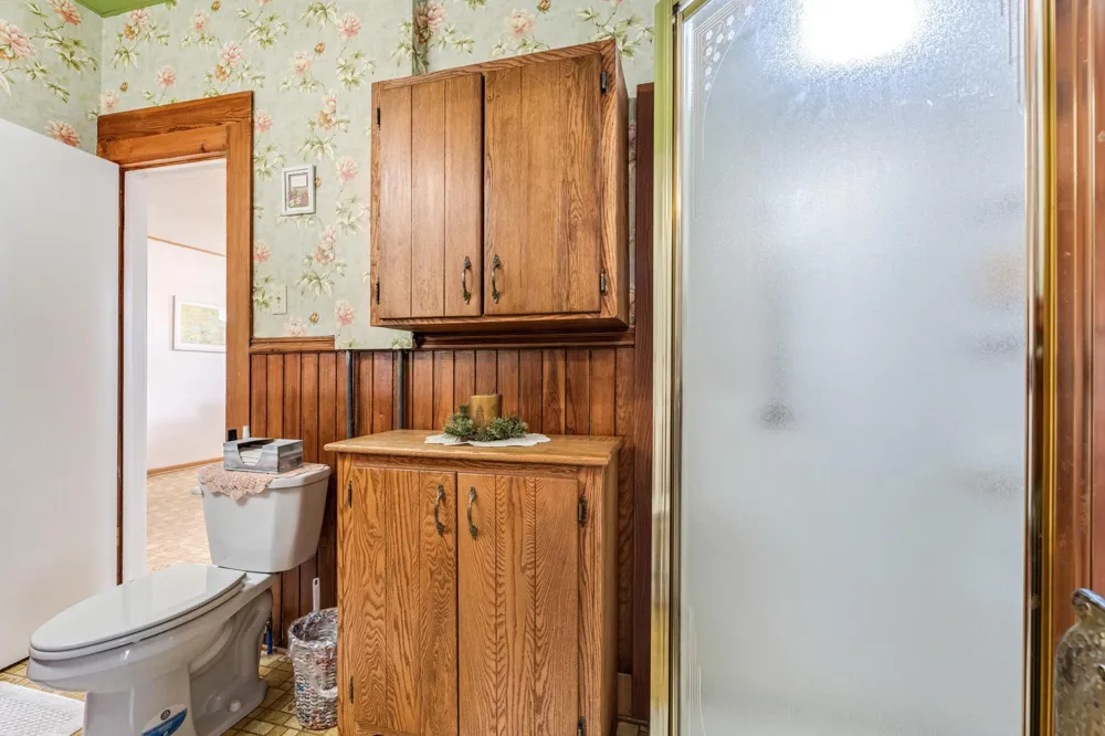 103 South Street W Caledonia, MN 55921