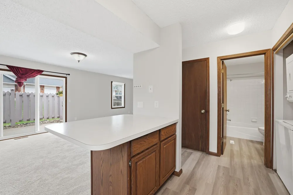 6333 Alderwood Circle #B Woodbury, MN 55125