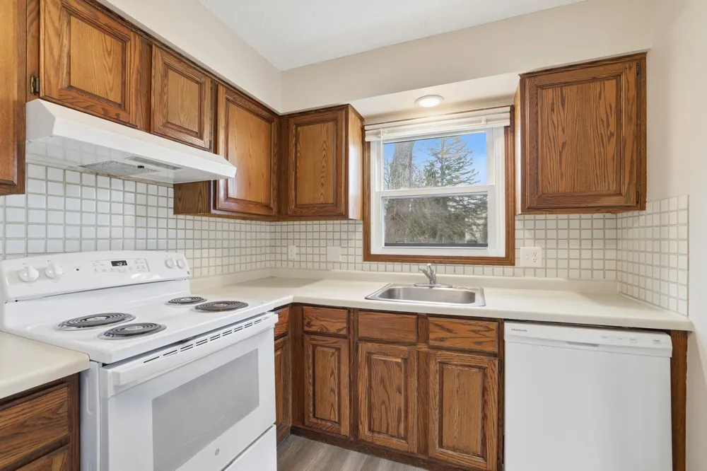 6333 Alderwood Circle #B Woodbury, MN 55125