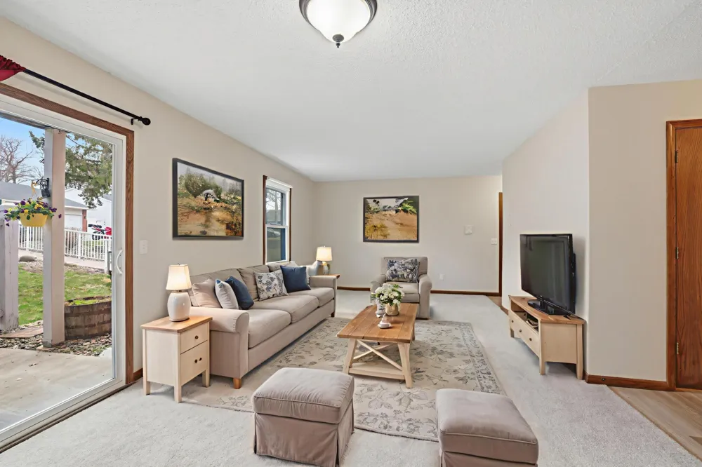6333 Alderwood Circle #B Woodbury, MN 55125