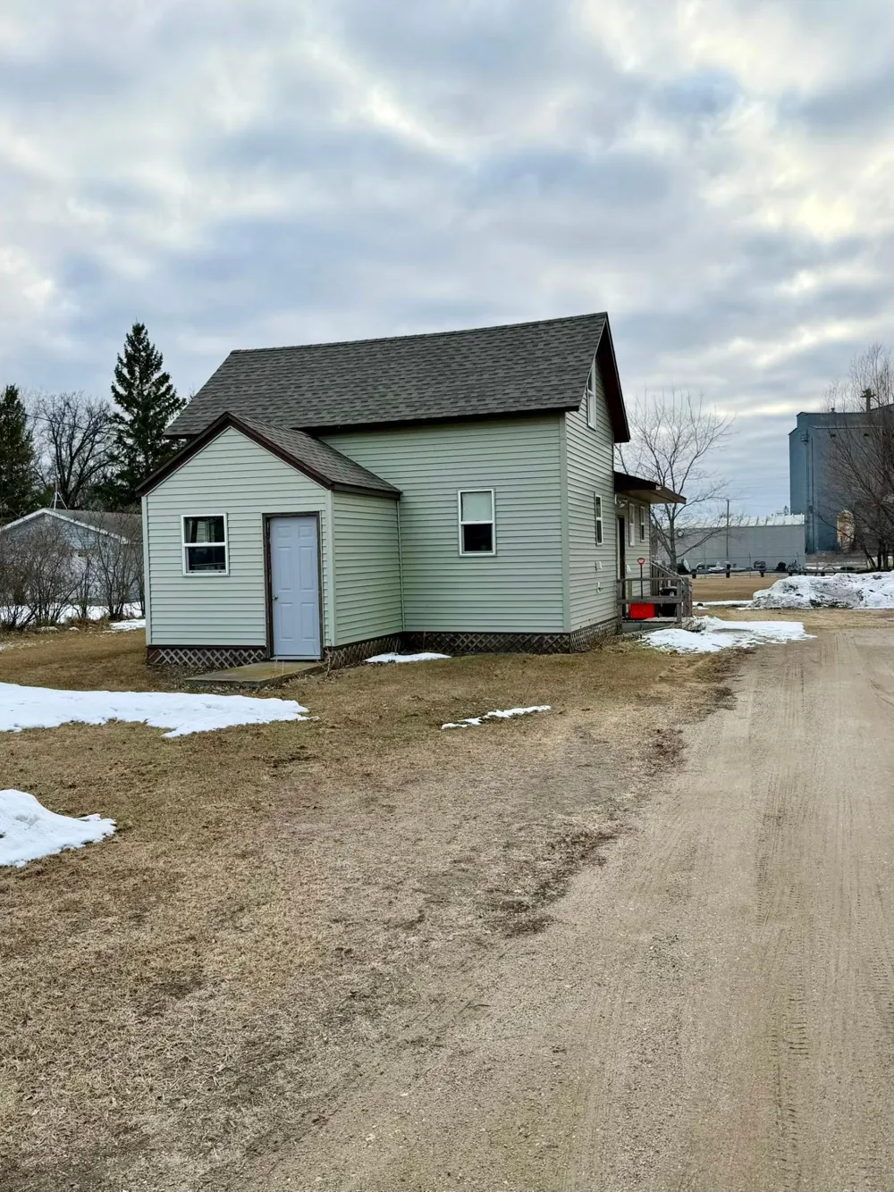 305 Harding Street S Karlstad, MN 56732