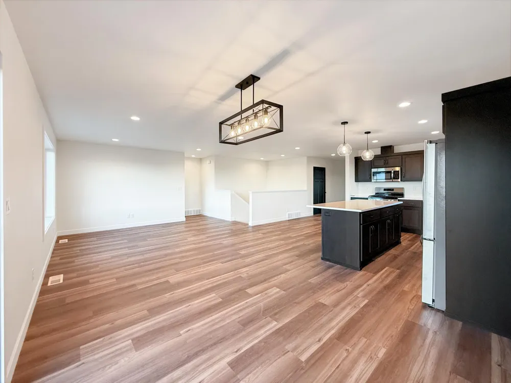 447 Goose Lane S Casselton, ND 58012