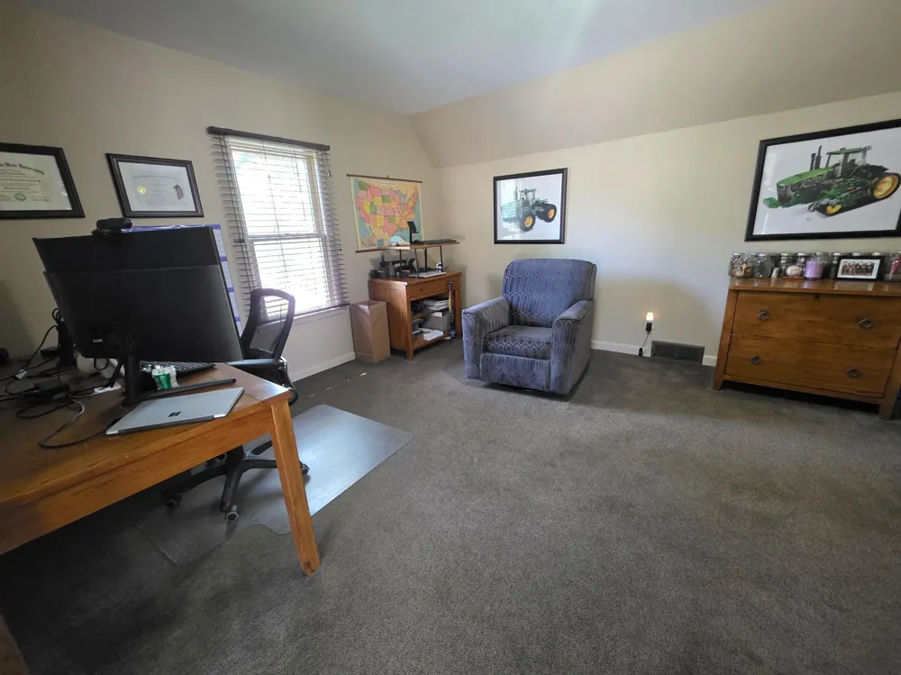 617 S Hiawatha Avenue Pipestone, MN 56164