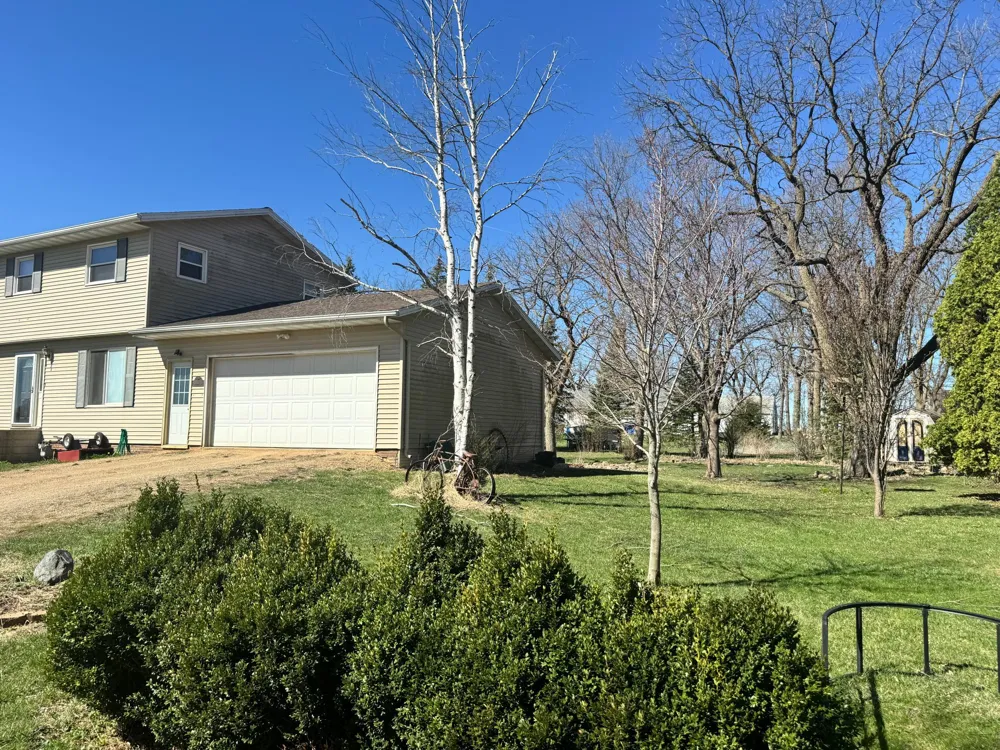 135 S Stenstrum Avenue Dunnell, MN 56127