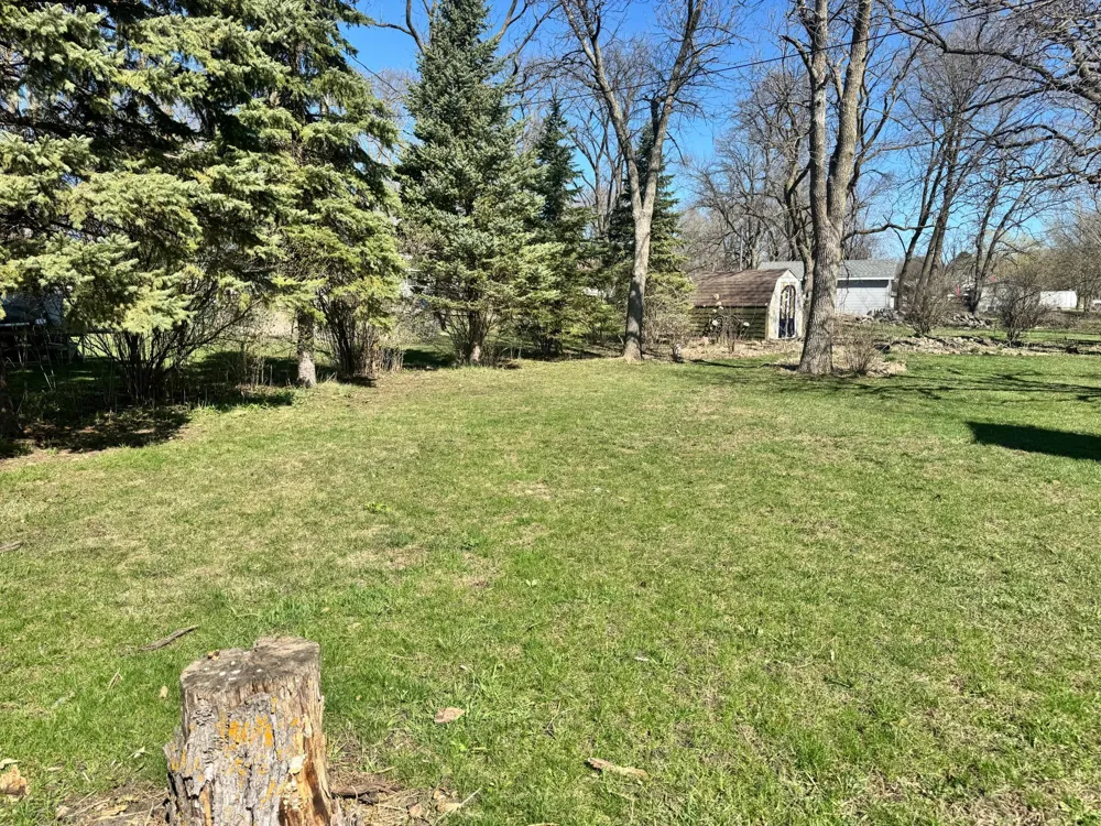 135 S Stenstrum Avenue Dunnell, MN 56127