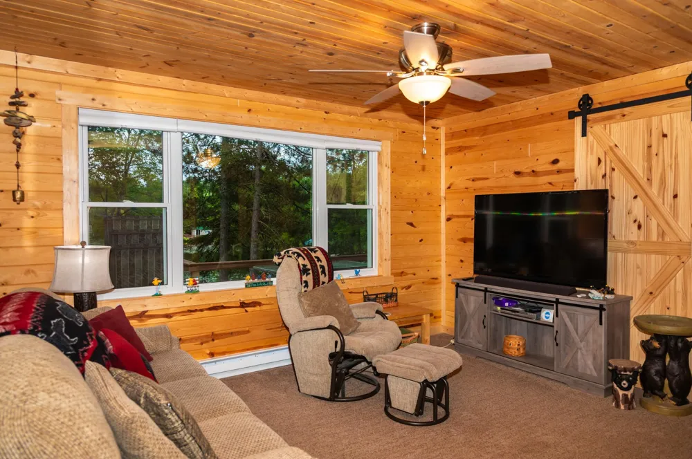 3071 Black Bay Road Cook, MN 55723