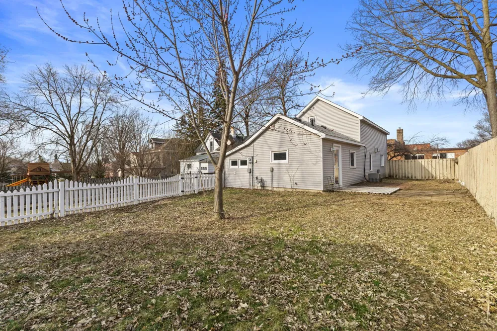 312 2nd Street Delano, MN 55328