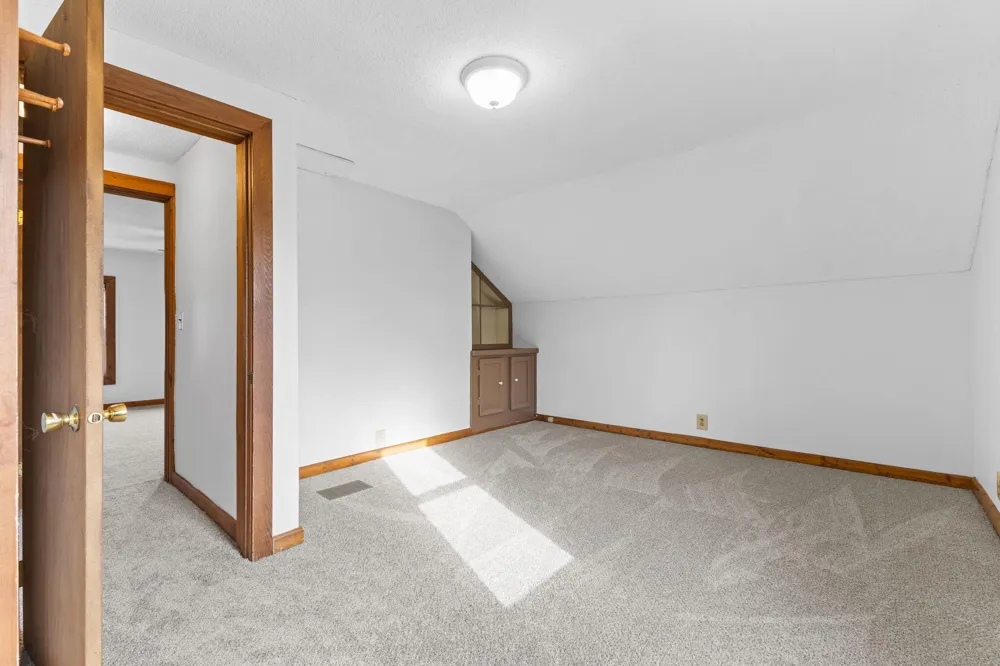 312 2nd Street Delano, MN 55328