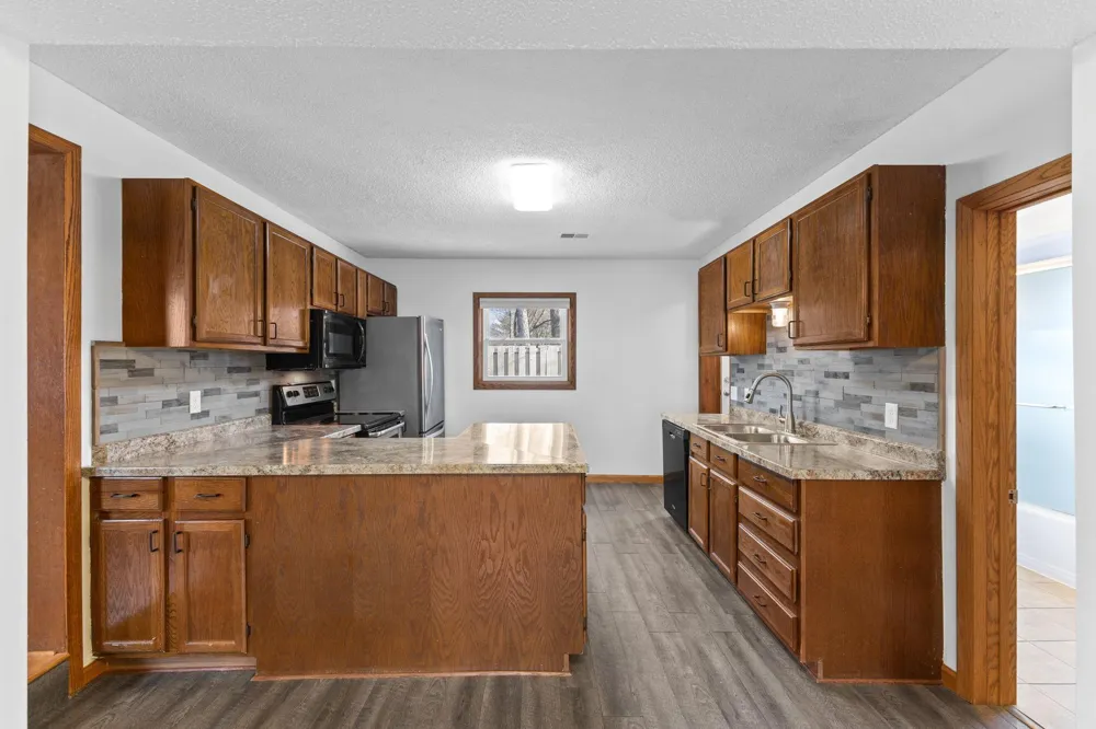 312 2nd Street Delano, MN 55328