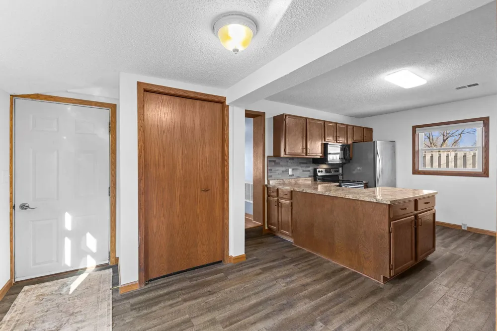 312 2nd Street Delano, MN 55328