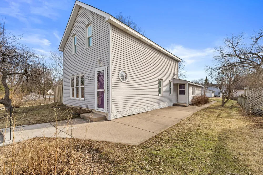 312 2nd Street Delano, MN 55328