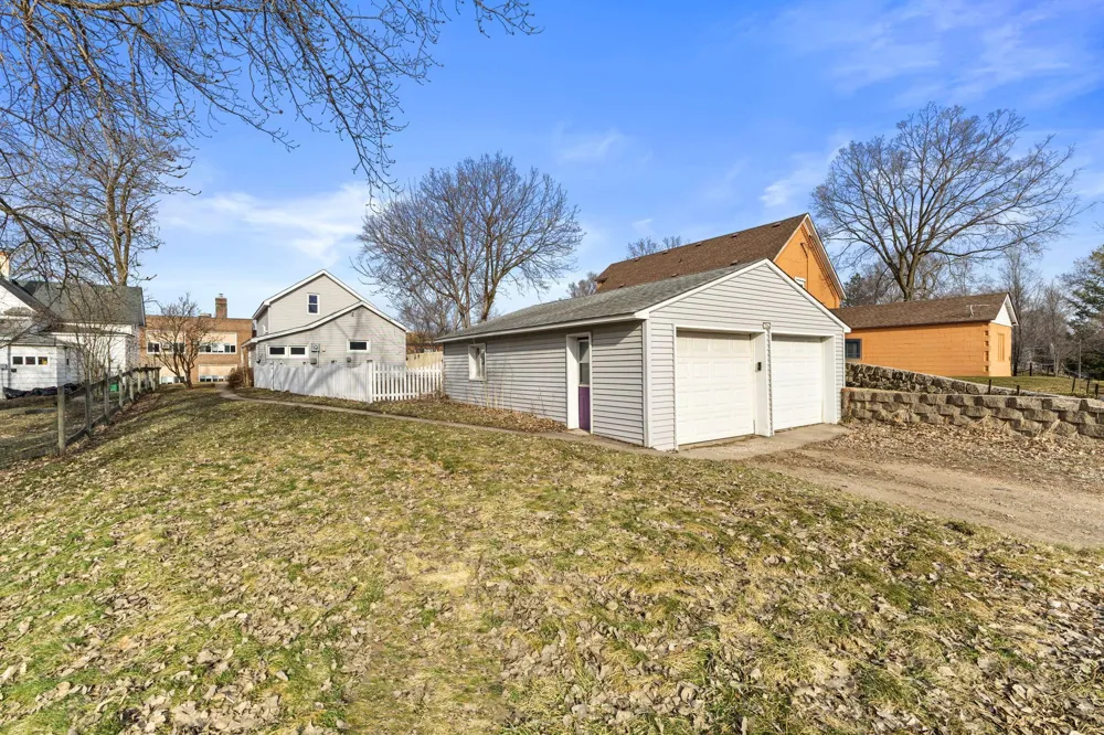 312 2nd Street Delano, MN 55328