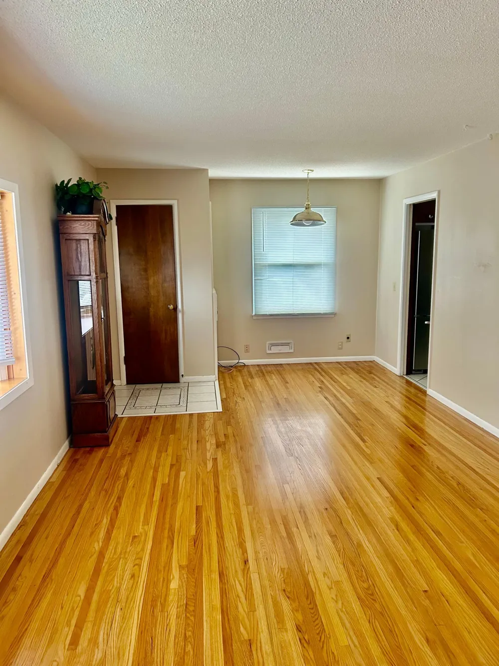7244 Clinton Avenue Richfield, MN 55423