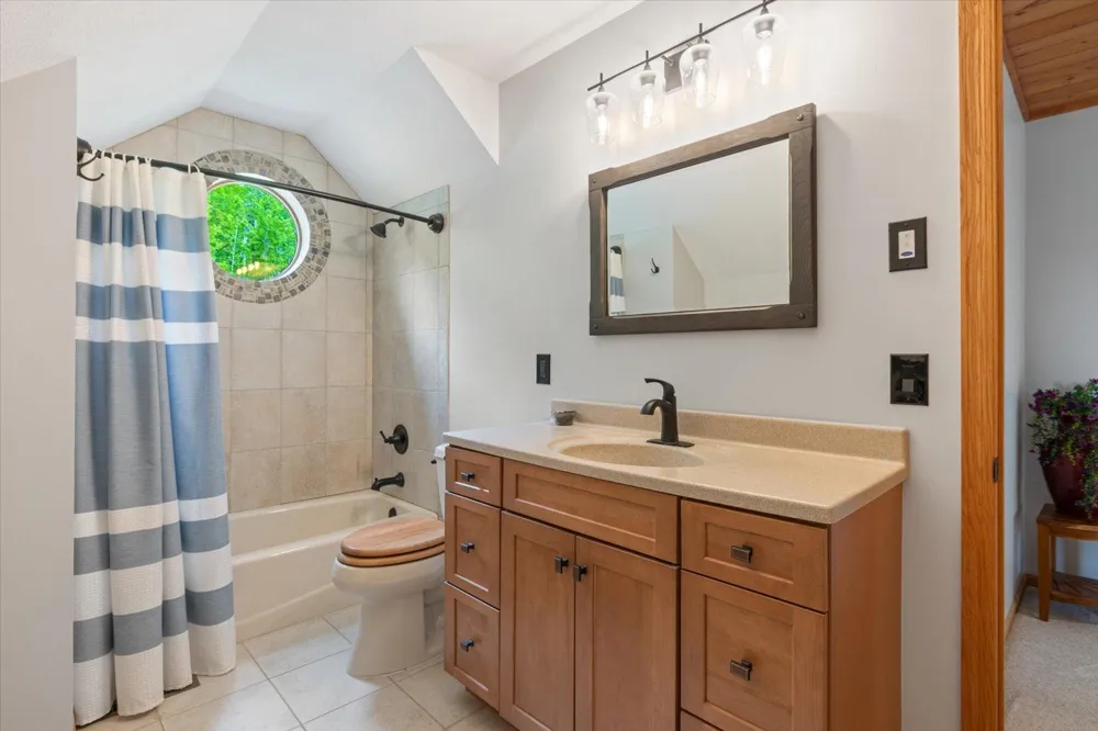 116 Eagle Pointe Road Coleraine, MN 55722