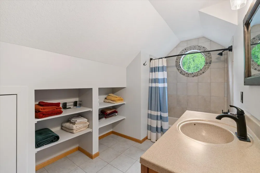 116 Eagle Pointe Road Coleraine, MN 55722