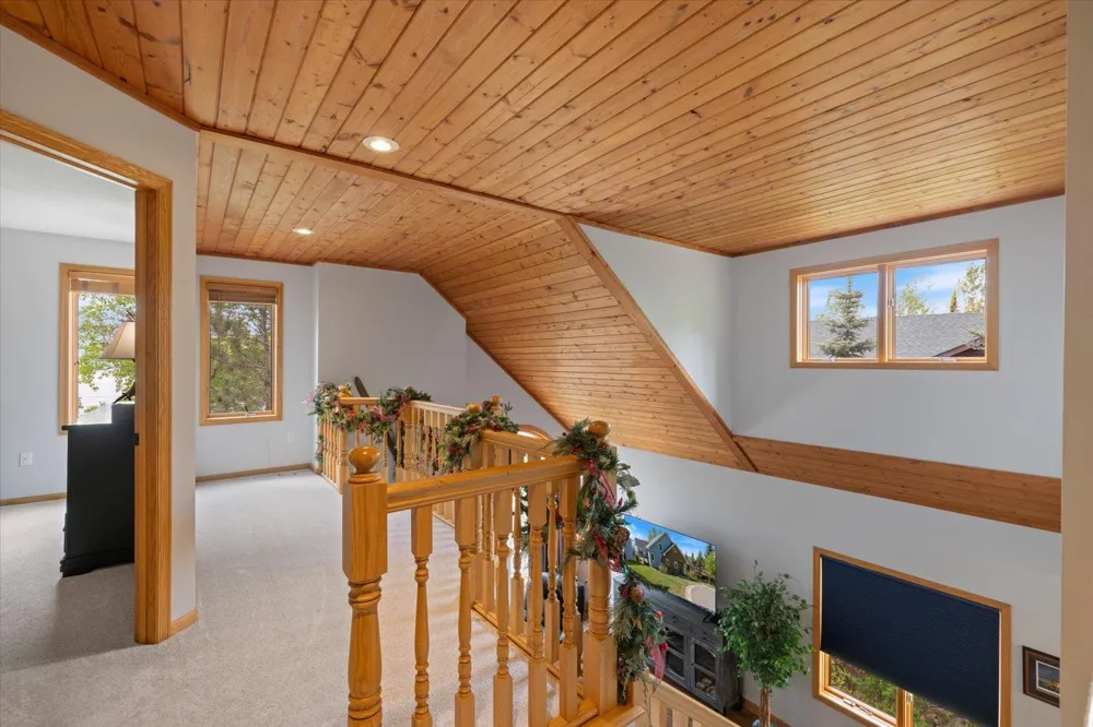 116 Eagle Pointe Road Coleraine, MN 55722