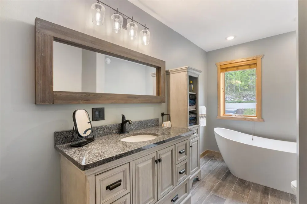 116 Eagle Pointe Road Coleraine, MN 55722
